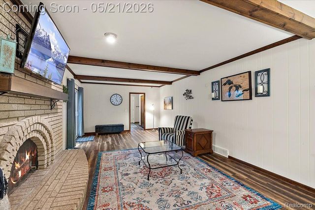 8785 Annsbury Drive, Shelby Charter Township, MI 48316