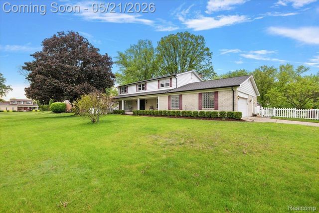 8785 Annsbury Drive, Shelby Charter Township, MI 48316