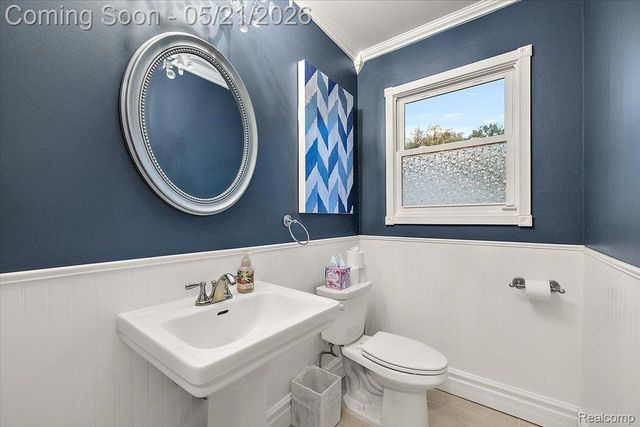 8785 Annsbury Drive, Shelby Charter Township, MI 48316