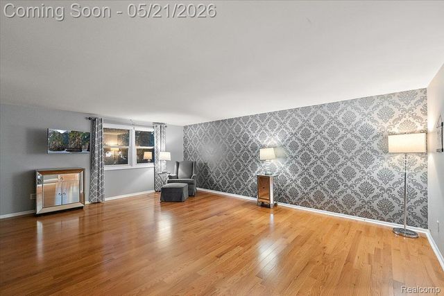 8785 Annsbury Drive, Shelby Charter Township, MI 48316