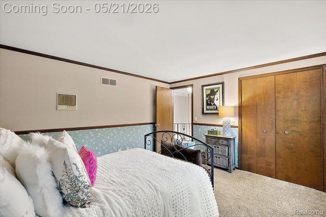 8785 Annsbury Drive, Shelby Charter Township, MI 48316