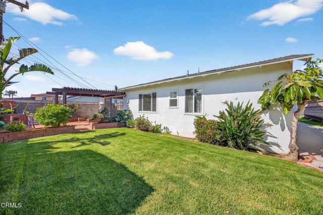 4716 S B Street, Oxnard, CA 93033