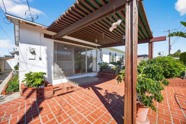 4716 S B Street, Oxnard, CA 93033