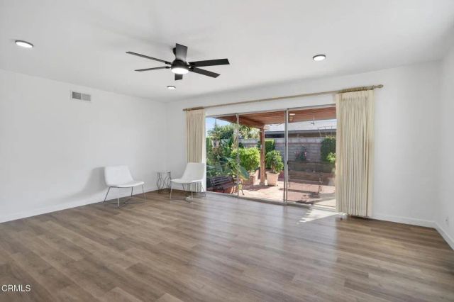 4716 S B Street, Oxnard, CA 93033