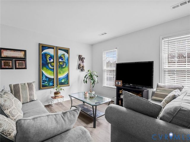 9402 Malcott Ct, North Chesterfield, VA 23237