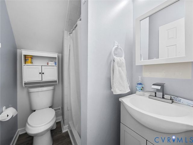 9402 Malcott Ct, North Chesterfield, VA 23237