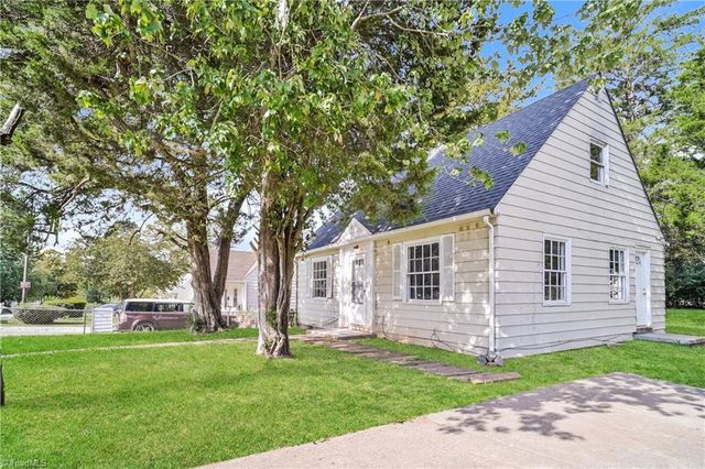 1113 Louise Road, Winston-salem, NC 27107