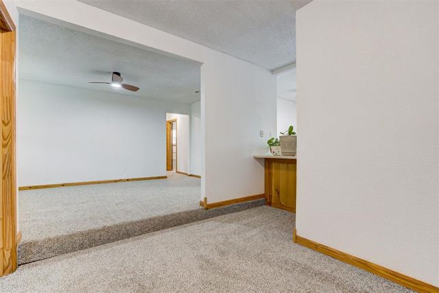 5590 E Lakeview Drive, Harrah, OK 73045