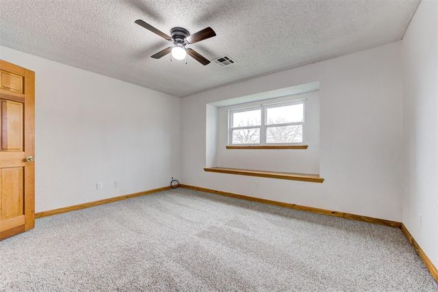 5590 E Lakeview Drive, Harrah, OK 73045