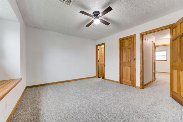 5590 E Lakeview Drive, Harrah, OK 73045