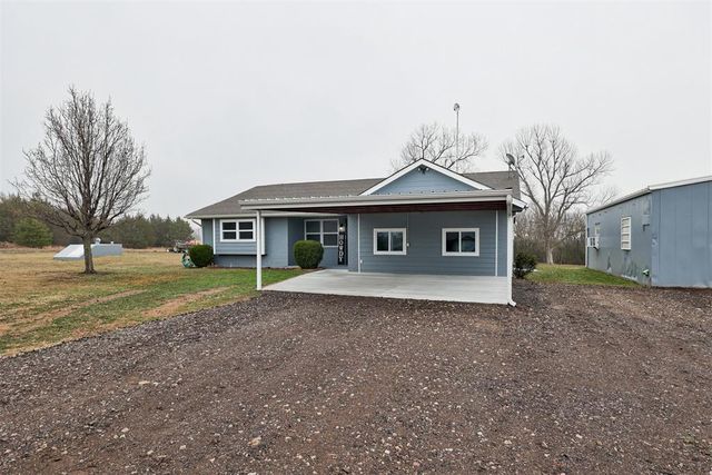 5590 E Lakeview Drive, Harrah, OK 73045