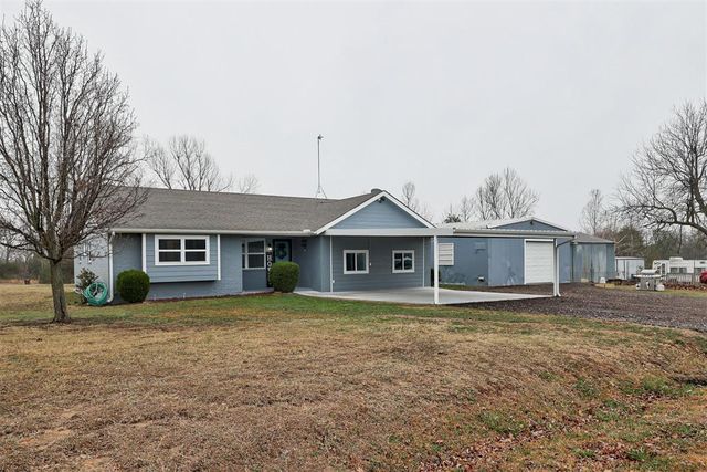 5590 E Lakeview Drive, Harrah, OK 73045