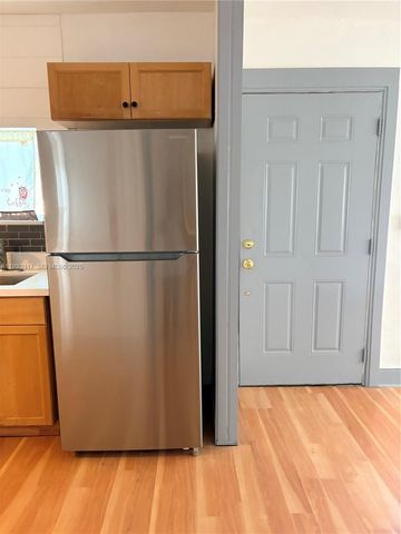 249 SW 4th St 1-2, Dania Beach, FL 33004