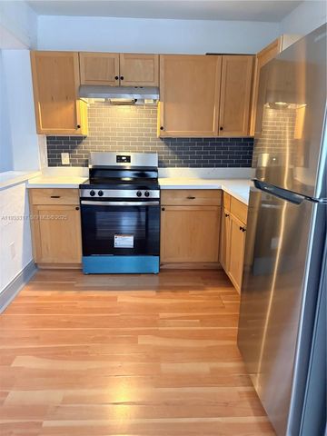 249 SW 4th St 1-2, Dania Beach, FL 33004