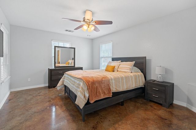 5700 Jain LN, Austin, TX 78721