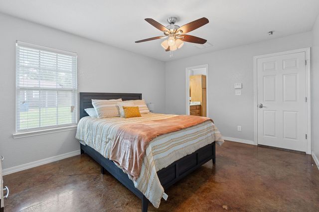 5700 Jain LN, Austin, TX 78721