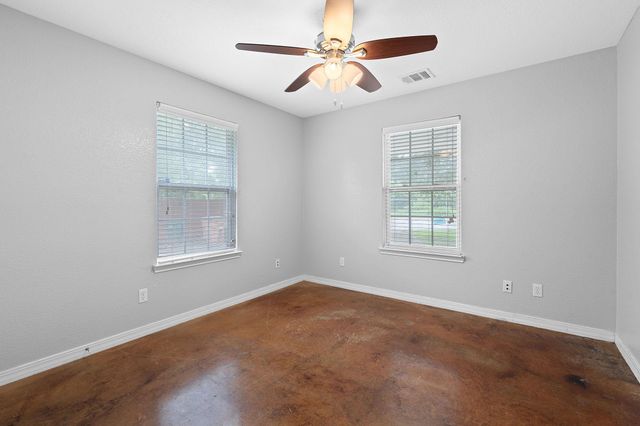 5700 Jain LN, Austin, TX 78721