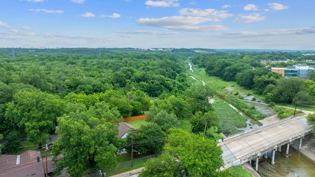 5700 Jain LN, Austin, TX 78721