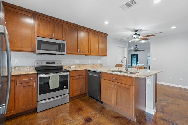 5700 Jain LN, Austin, TX 78721