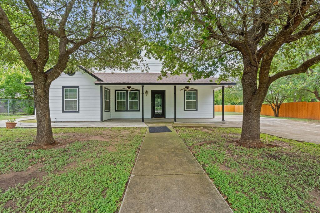 5700 Jain LN, Austin, TX 78721