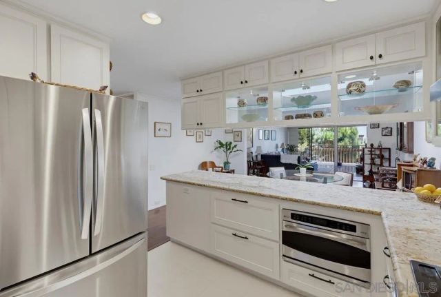 2942 Lawrence St., San Diego, CA 92106