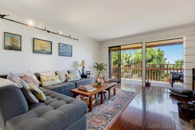 2942 Lawrence St., San Diego, CA 92106