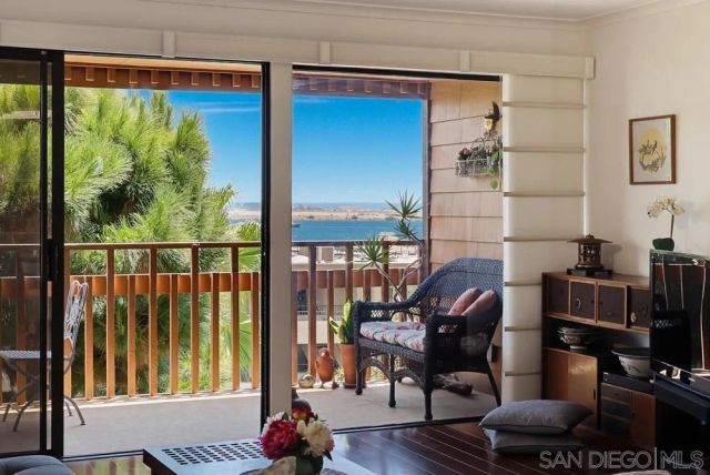 2942 Lawrence St., San Diego, CA 92106