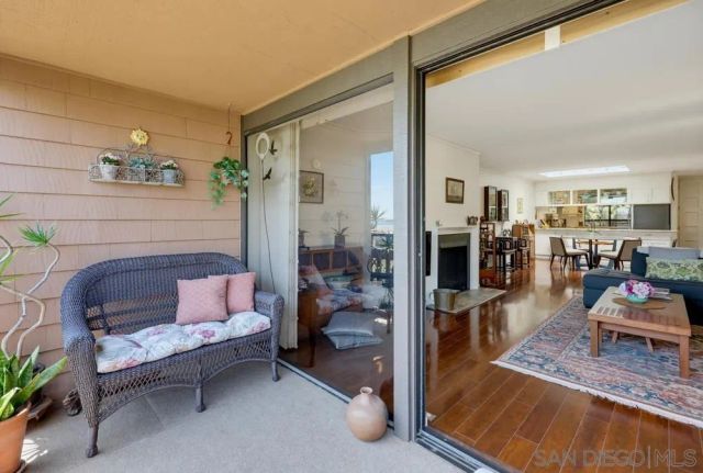 2942 Lawrence St., San Diego, CA 92106