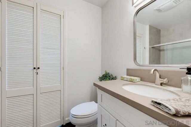 2942 Lawrence St., San Diego, CA 92106