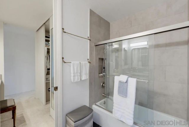 2942 Lawrence St., San Diego, CA 92106