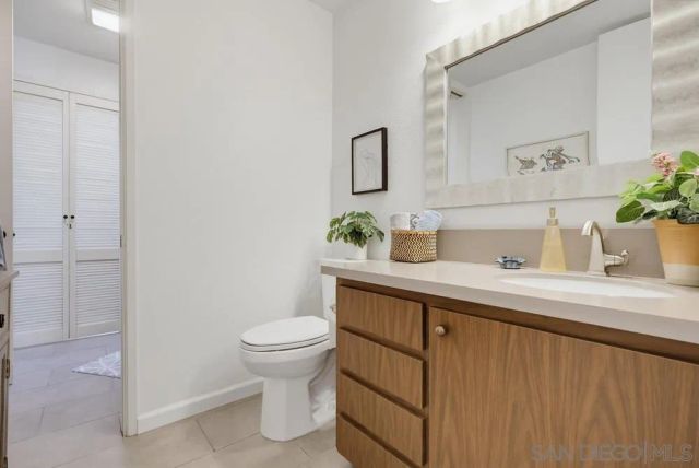2942 Lawrence St., San Diego, CA 92106