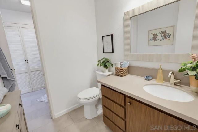 2942 Lawrence St., San Diego, CA 92106