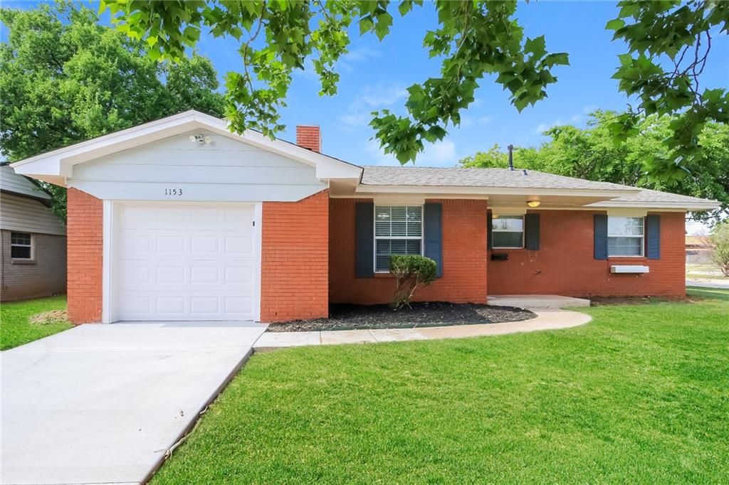 1153 Elmhurst Street, Moore, OK 73160