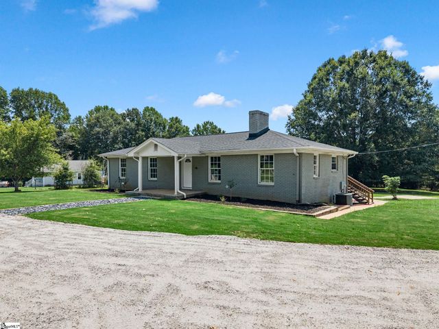 241 Jordan Creek Road, Inman, SC 29349