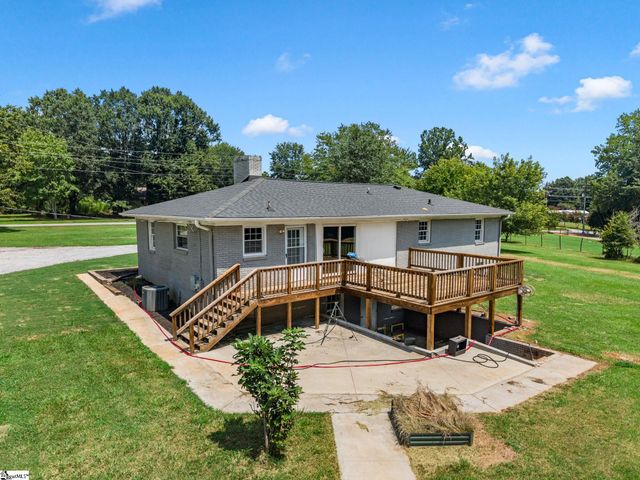 241 Jordan Creek Road, Inman, SC 29349
