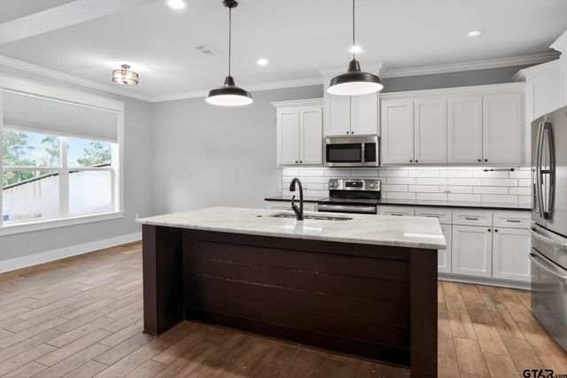 7600 County Road 210, Tyler, TX 75707