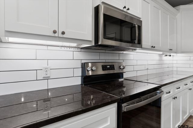 7600 County Road 210, Tyler, TX 75707