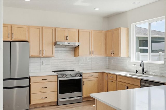 9395 SANDY BLUFFS CIRCLE, Parrish, FL 34219