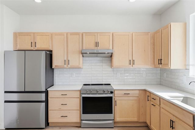 9395 SANDY BLUFFS CIRCLE, Parrish, FL 34219