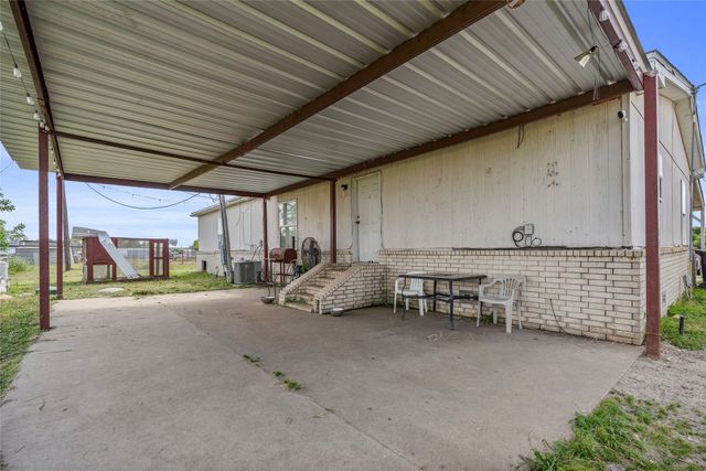 1212 County Road 136b, Terrell, TX 75161