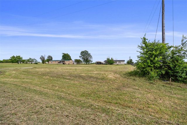 1212 County Road 136b, Terrell, TX 75161