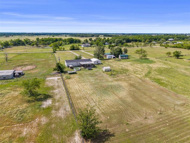1212 County Road 136b, Terrell, TX 75161