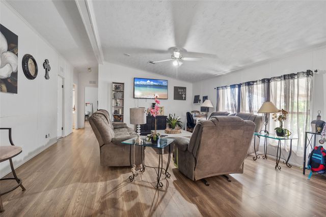 1212 County Road 136b, Terrell, TX 75161