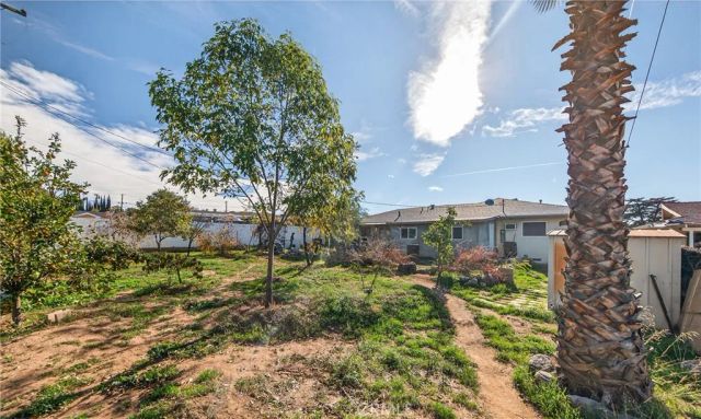 35236 Elm Lane, Yucaipa, CA 92399