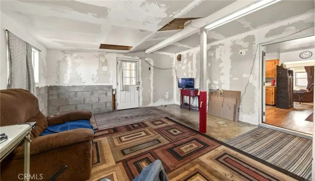 35236 Elm Lane, Yucaipa, CA 92399