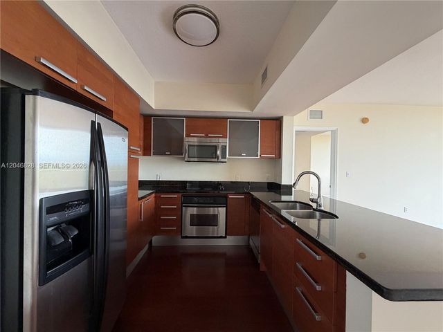 2030 S Douglas Road 716, Coral Gables, FL 33134