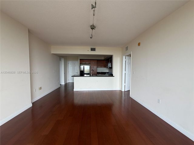 2030 S Douglas Road 716, Coral Gables, FL 33134