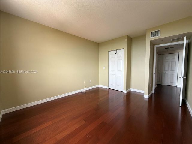 2030 S Douglas Road 716, Coral Gables, FL 33134