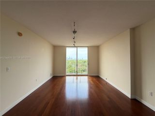 2030 S Douglas Road 716, Coral Gables, FL 33134