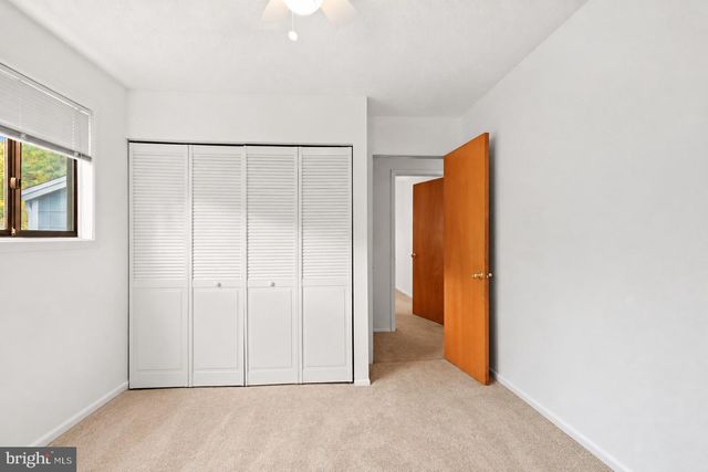 7 GEORGETOWN RD, Lindenwold, NJ 08021